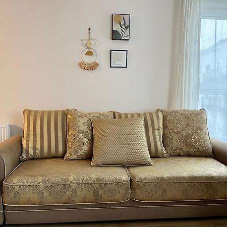 Oldtown Retro Apartment By Marina With Balcony For 6 People Гданск Екстериор снимка