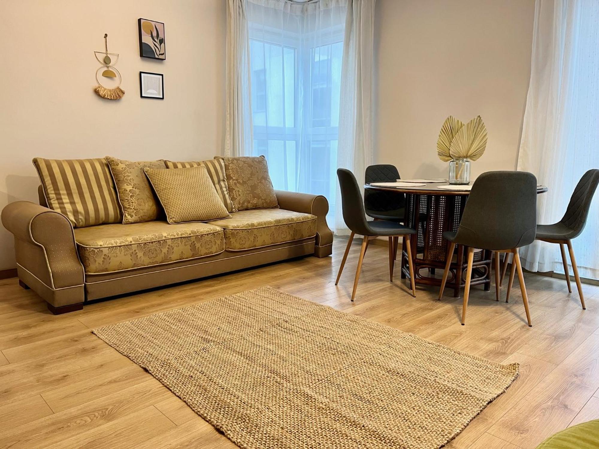 Oldtown Retro Apartment By Marina With Balcony For 6 People Гданск Екстериор снимка