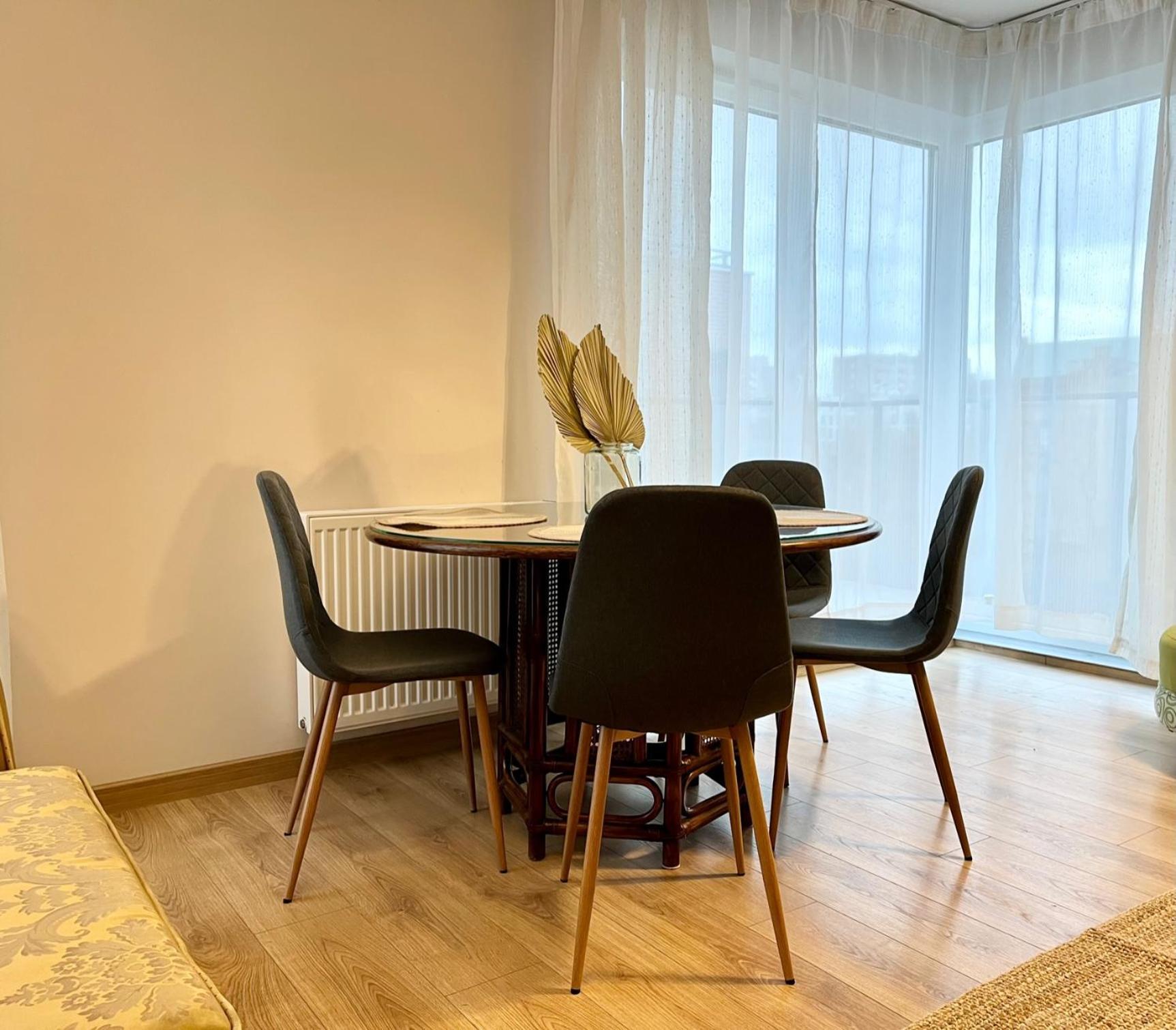 Oldtown Retro Apartment By Marina With Balcony For 6 People Гданск Екстериор снимка